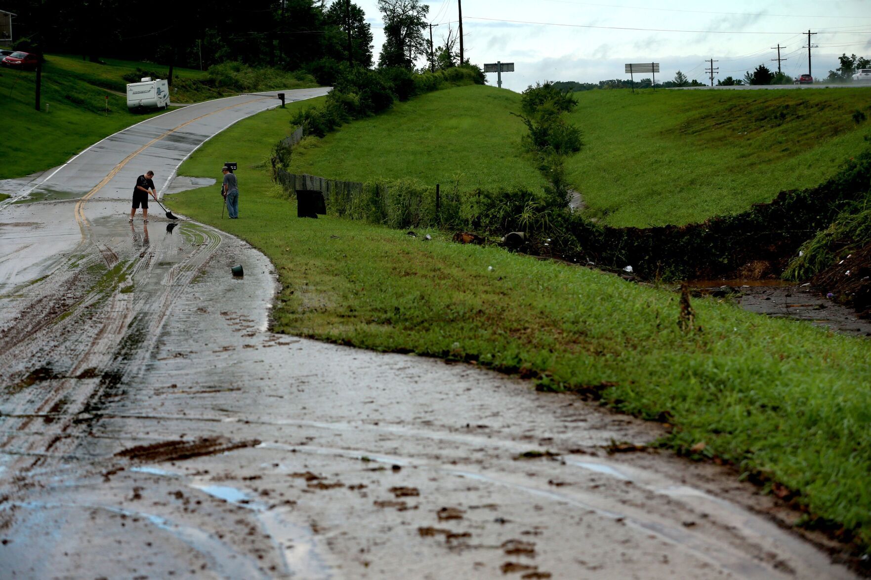 Flash flooding damages homes in Jefferson County